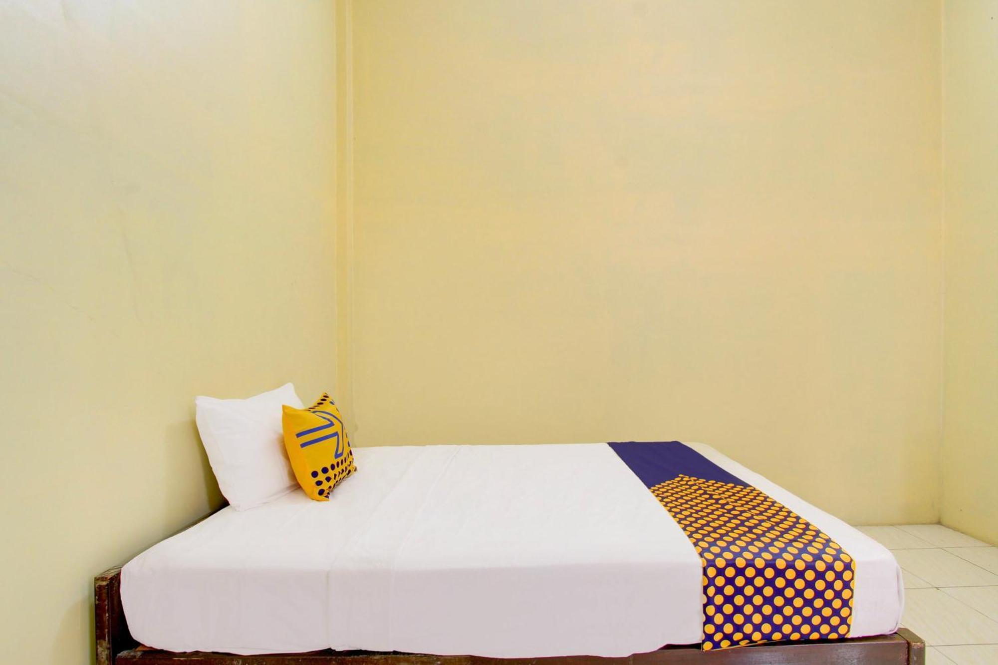 Spot On 93245 Guest House Mulia Dua Syariah Klaten 外观 照片