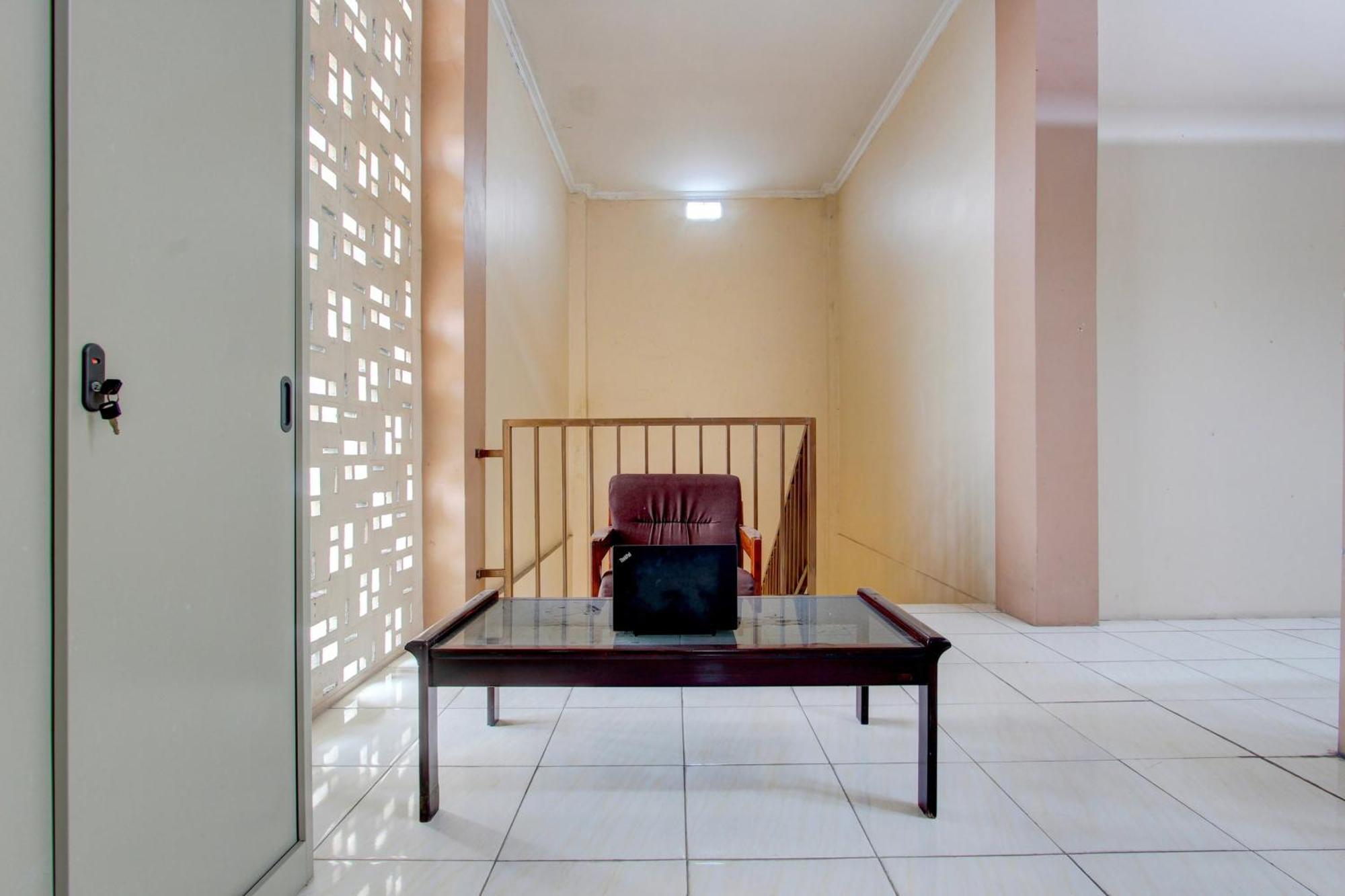 Spot On 93245 Guest House Mulia Dua Syariah Klaten 外观 照片