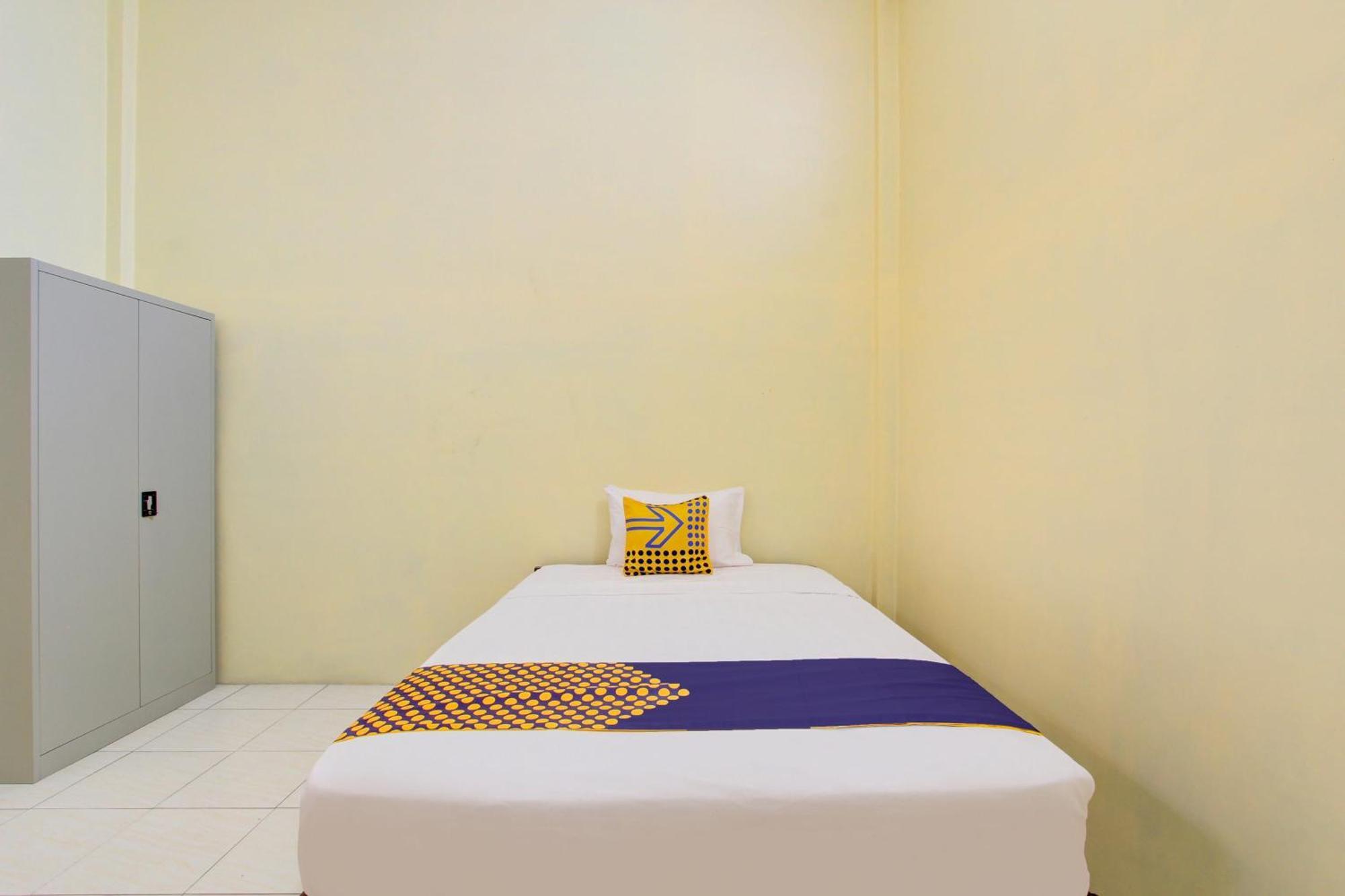 Spot On 93245 Guest House Mulia Dua Syariah Klaten 外观 照片